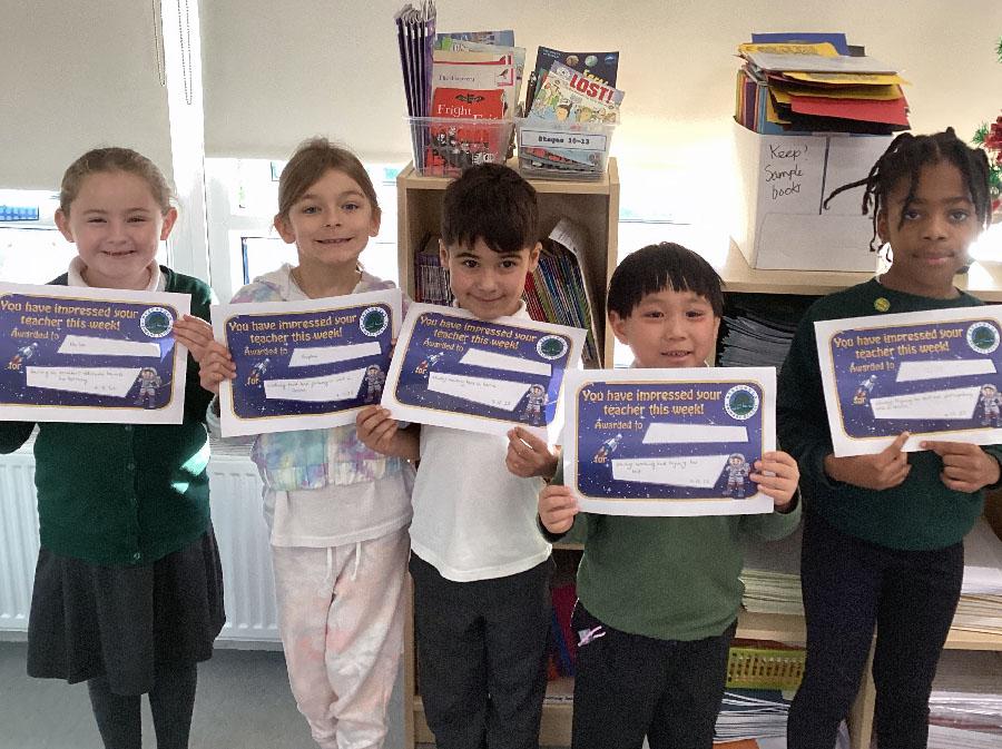 The certificate winners were Harlow, Sophia, Jaeden, Huang and David's. Well done!