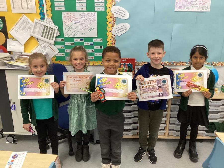 This week's certificate winners are Annabelle, Amelia, Kamani, Brodie & Faria. Well done!